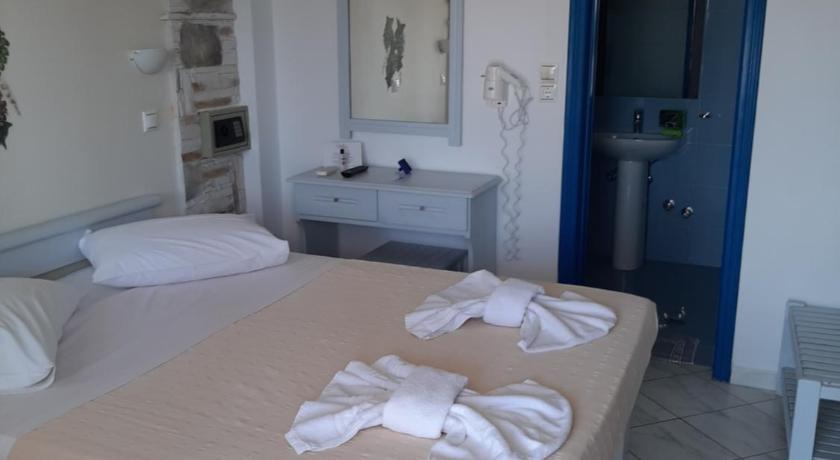 Stella Naxos Island photo