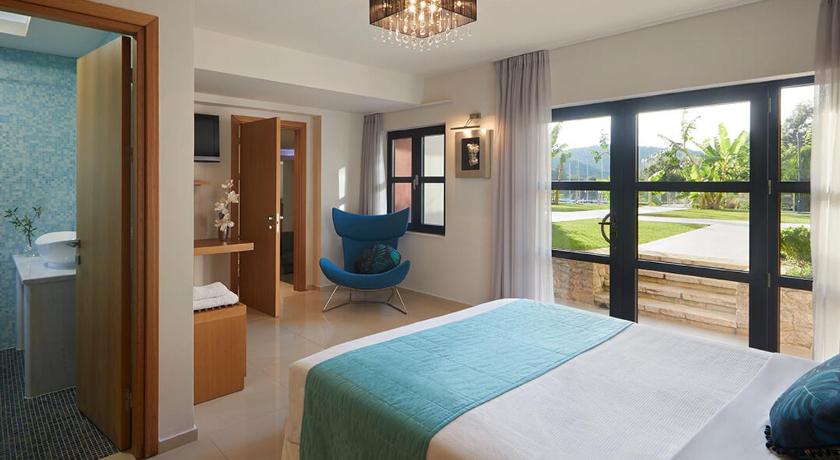 Image of Superior Four-Bedroom Villa - Beach Front 1