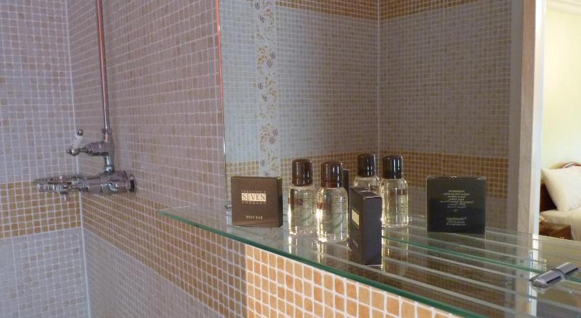 Image of Boutique Double 17