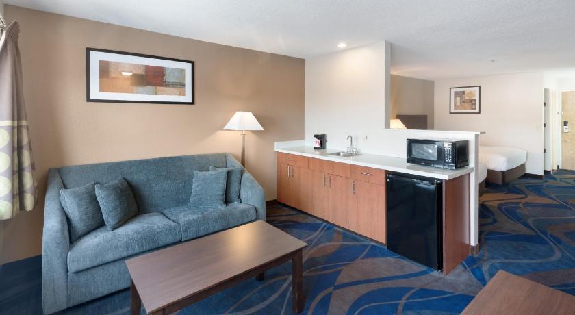 Red Lion Inn and Suites Kennewick Tri-Cities