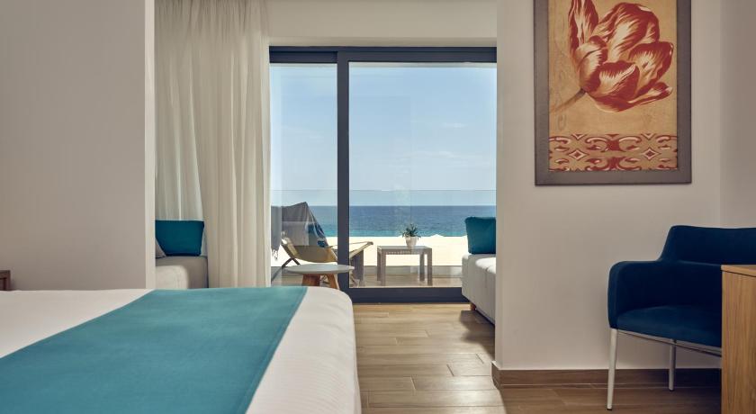 Cavo Orient Beach Hotel & Suites