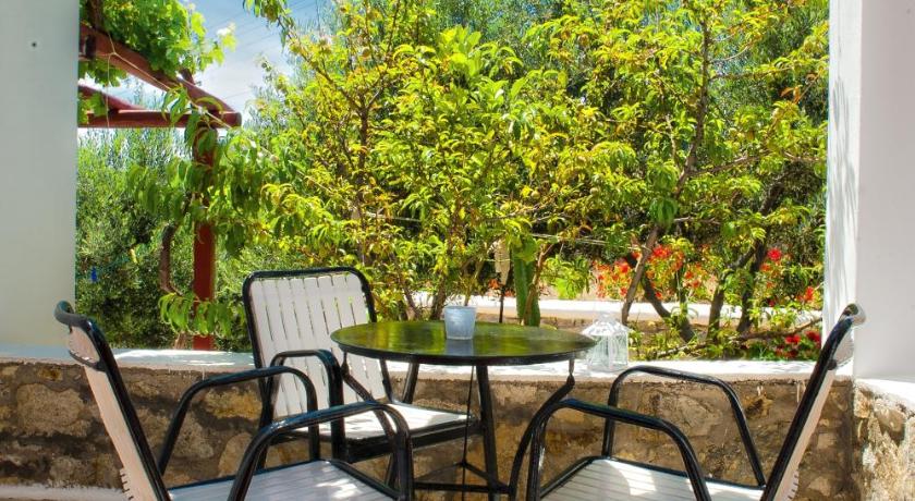 Hotel Charissi - image 2