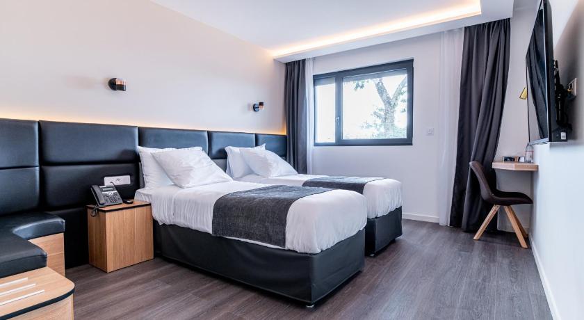 Woods Hotel Geneve-Thoiry photo