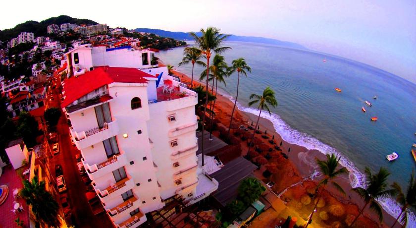 Emperador Vallarta Beachfront Hotel and Suites