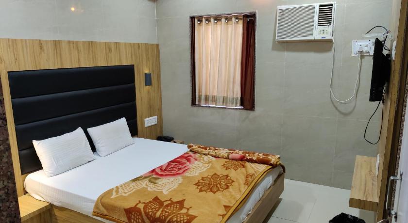 Hotel Milan photo