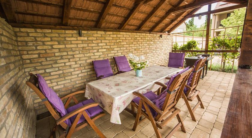 Levendula Apartmanhaz photo