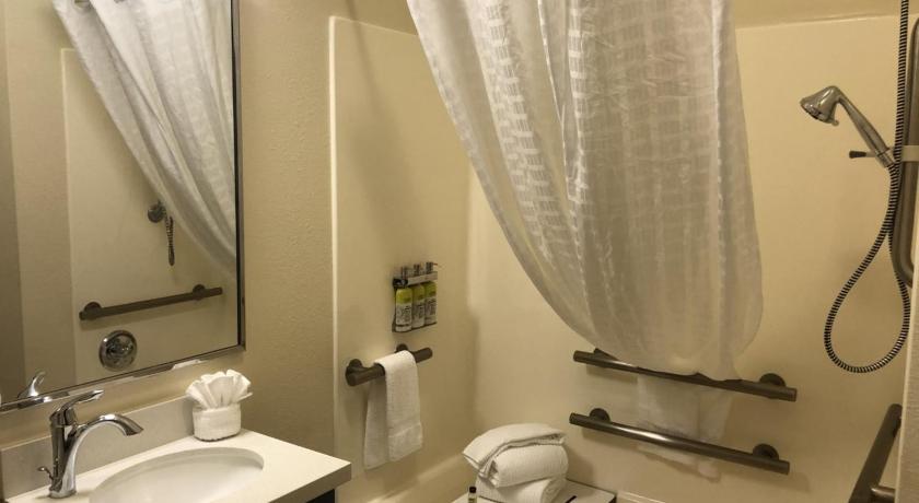 Candlewood Suites Greenville