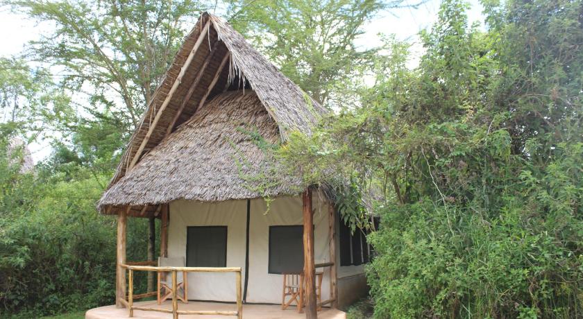 Ziwa Bush Lodge photo