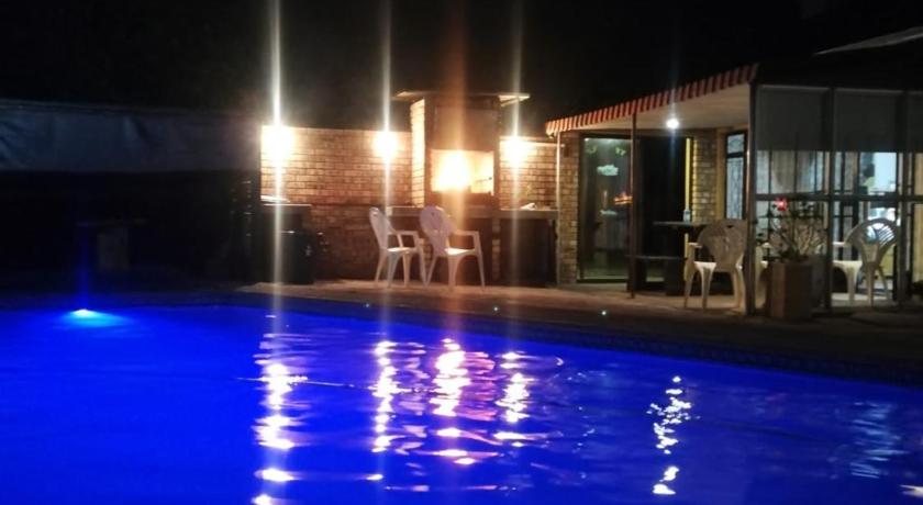 The Yellow Butterfly — Hotel in Vereeniging