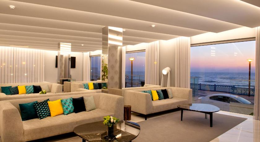 ヴィエイラ・デ・レイリア Hotel Cristal Vieira Praia & Spa 3つ星 ホテル ロビー