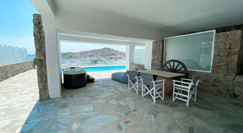 Amperian Mykonos Suites