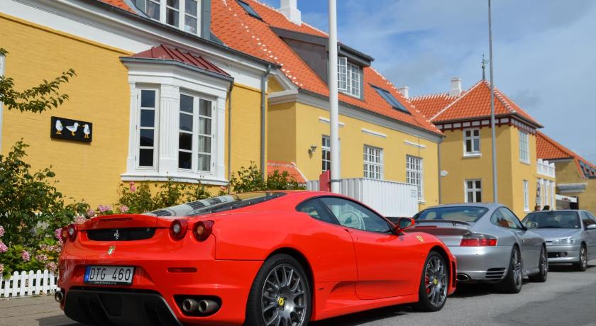 Ferie Pa Toppen photo