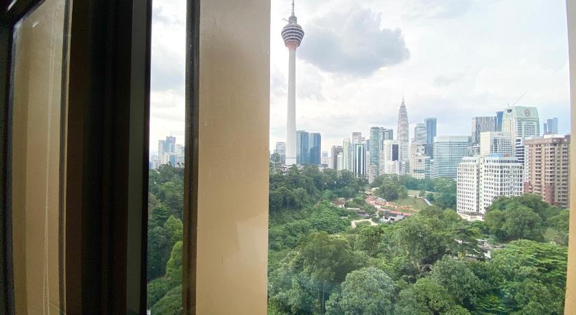 Ceylonz Seasonal Suites photo