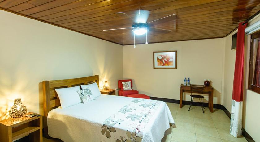 Hotel Flor De Sarta photo