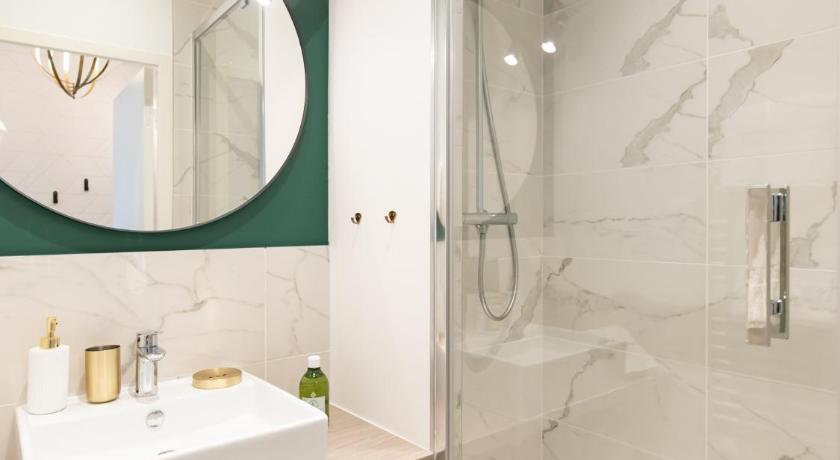 Luxury Studio "Le Chaleureux" - Lyon Part-Dieu - Dreamy Flat Lyon photo