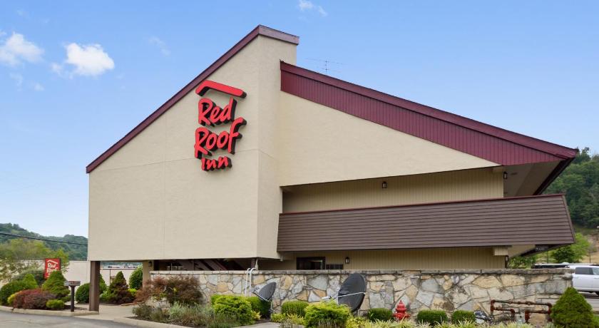 Red Roof Inn Charleston West - Hurricane, WV photo