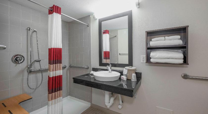 Red Roof Inn Roanoke Rapids