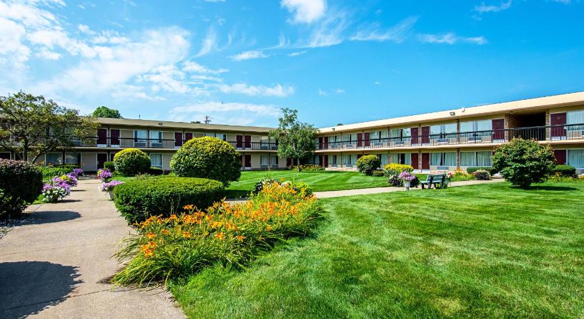 Red Roof Inn Battle Creek photo