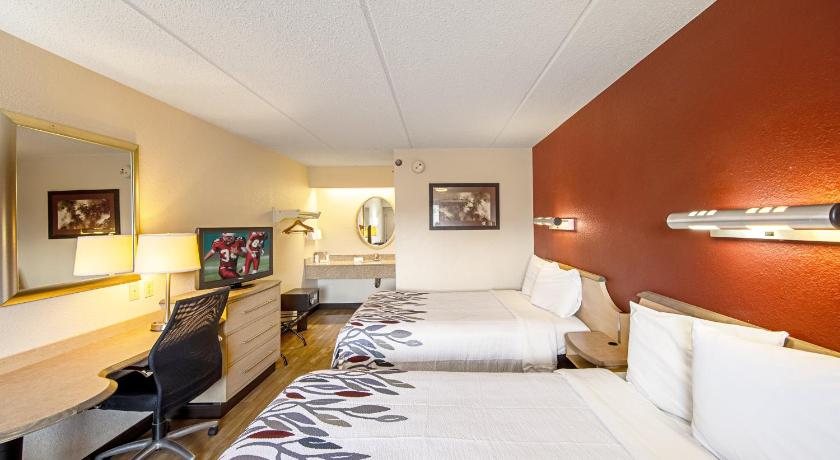 Red Roof Inn Milford - New Haven photo
