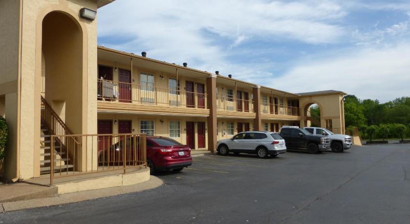 Red Roof Inn Columbia, TN