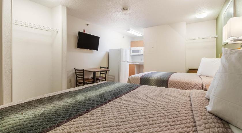 Image of Studio 2 Queen Beds Non-Smoking 5