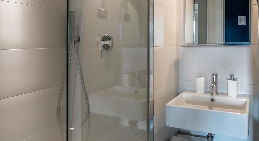 Pattini Guest House photo