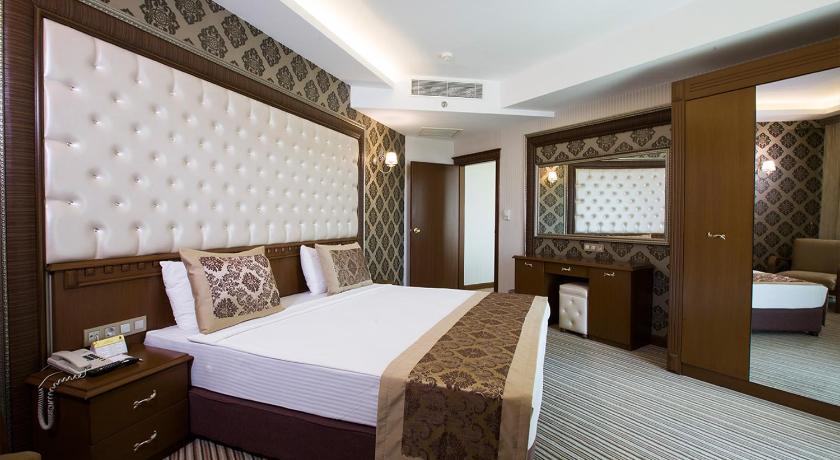 Grand Altuntas Hotel