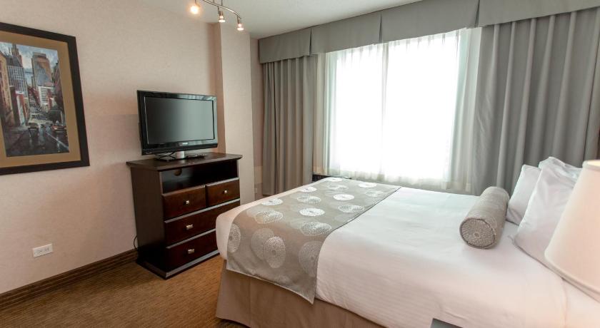 Campus Tower Suite Hotel