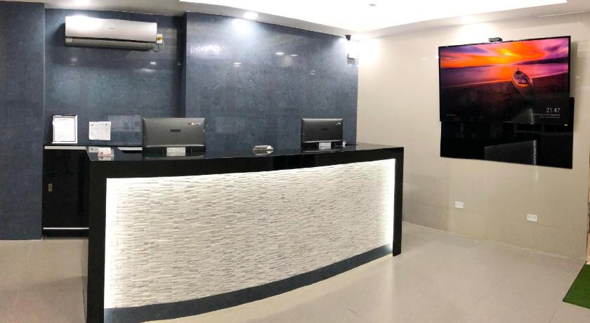 Hotel HSR photo