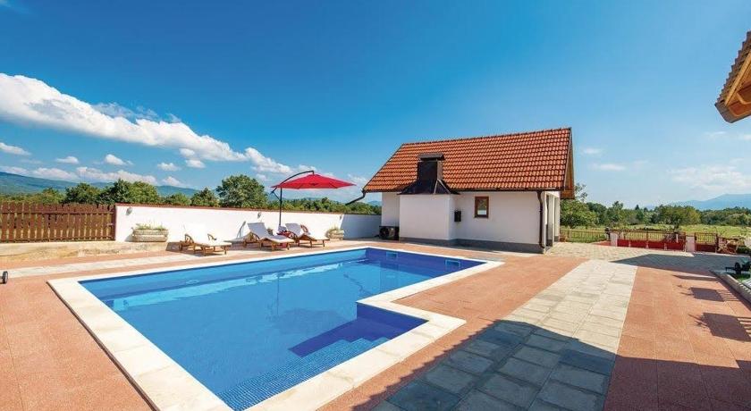Vila NINA photo