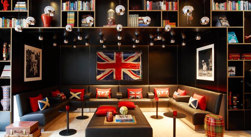 citizenM Tower of London