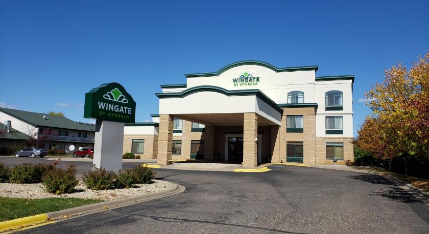 Wingate by Wyndham Coon Rapids