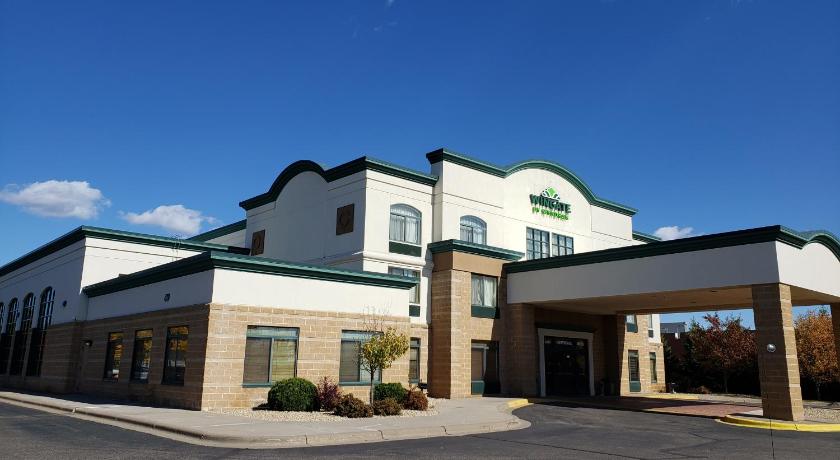 Wingate by Wyndham Coon Rapids