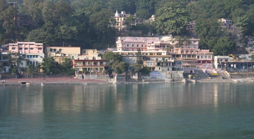 H7 Stay On the Ganges, Yoga & Spa Resort, Rishikesh