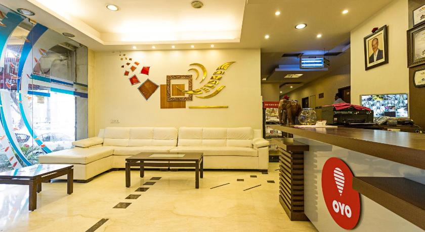 OYO 1161 Hotel Golden Residency