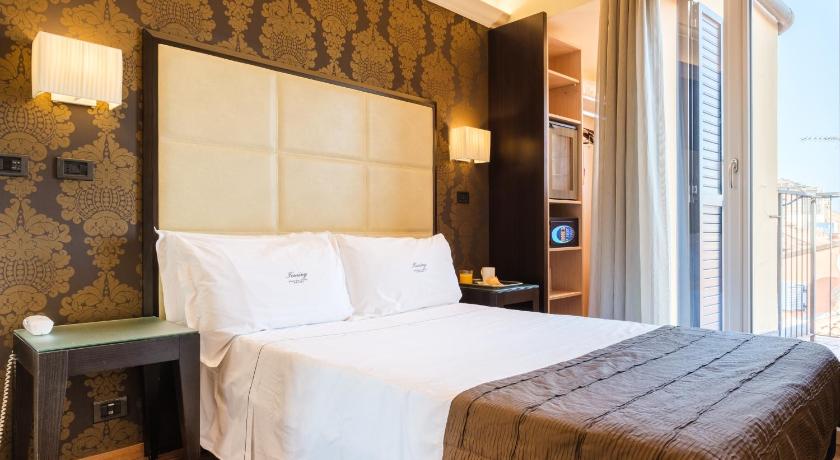 Image of Single Room with Terrace 0