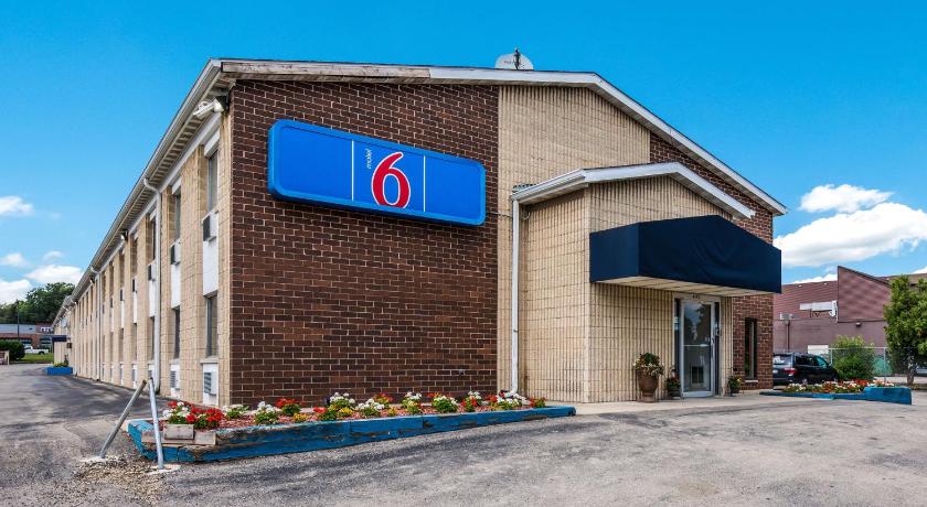 Motel 6-Madison, WI - East