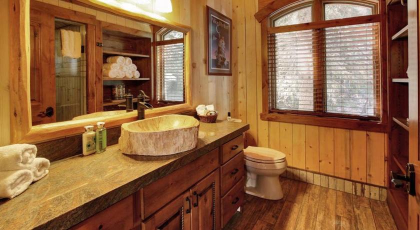Carriage House On The Stream In Sundance, Utah photo