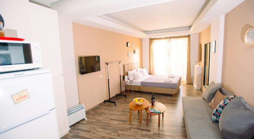Ermou Downtown Studios by Hospitality Box photo