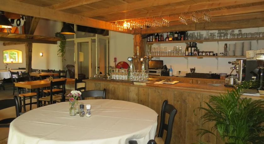 アーネム Vakantiehuis Het Wapen van Heeckeren 4つ星 ゲストハウス 施設