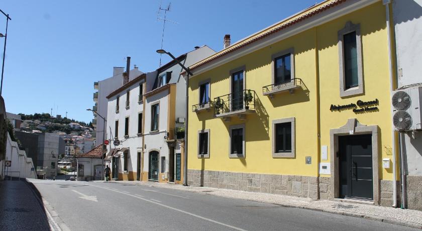 卡斯特洛布兰科 ALOJAMENTO GIRASSOL - Guest House - Quarto com casa de banho privativa 3星级 酒店 设施