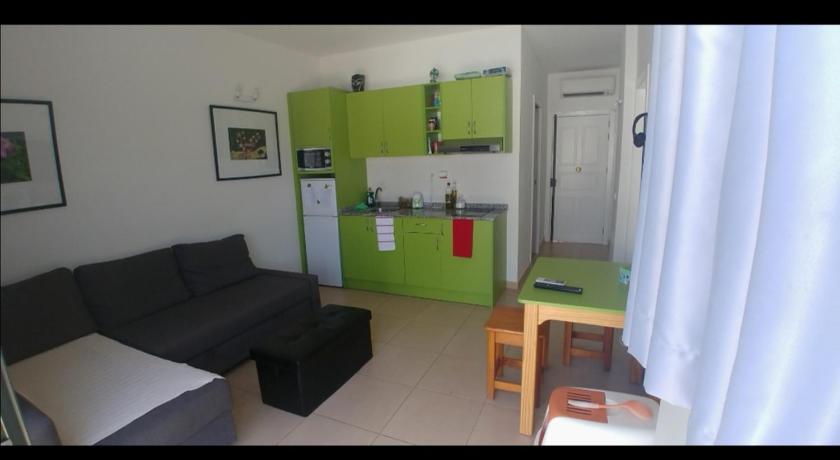 Private ROOM & Sunny terrace photo