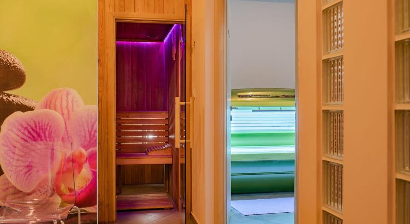 Rubicon Garni Hotel photo