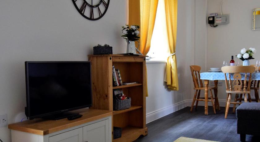 Woodlands View - image 10