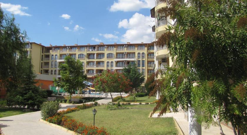 SB Rentals Apartments in Royal Dreams Complex — Hotel in Nessebar