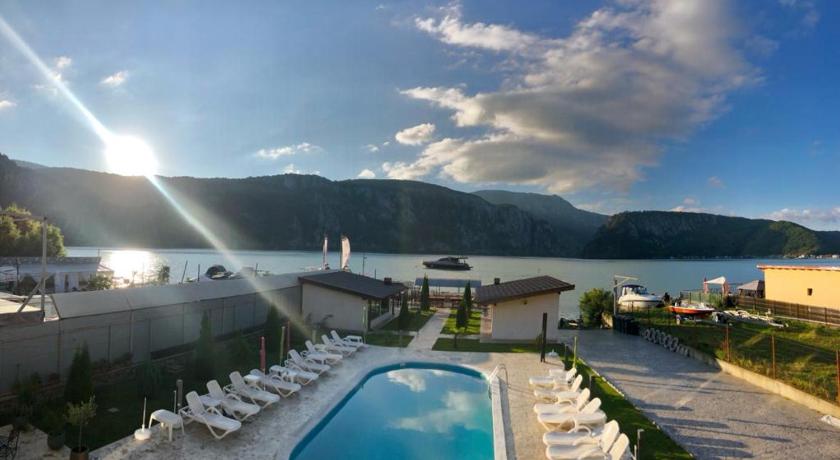 Vila Hercules photo