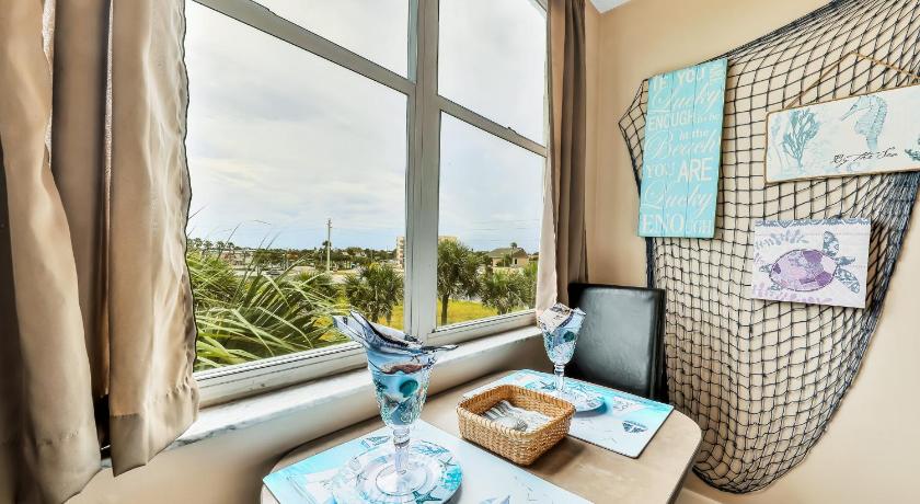 Ocean Jewel Condos photo