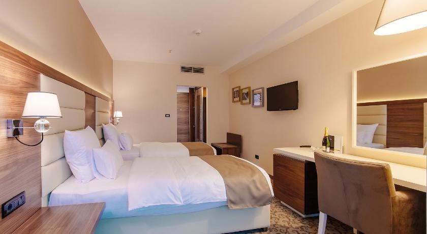 Hotel New Star photo