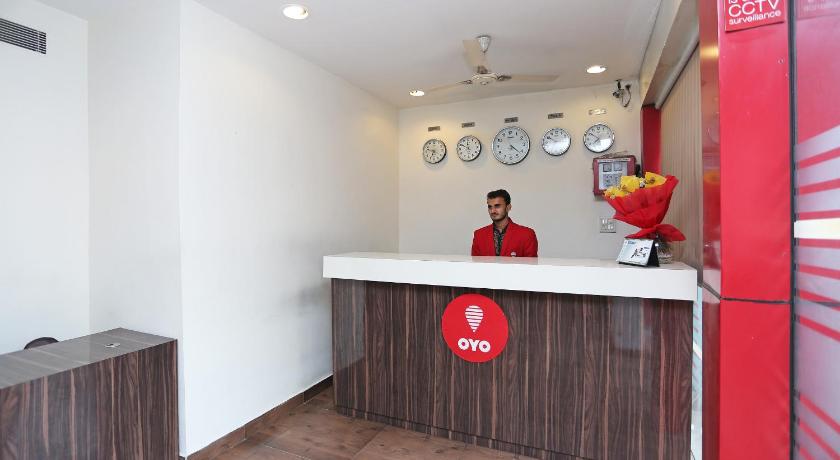 OYO 526 Hotel Asees Inn