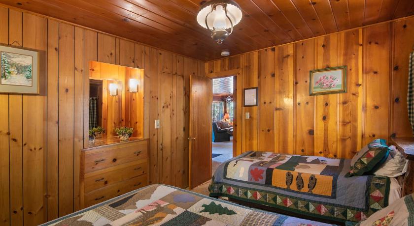 3N Lockwood Lodge photo
